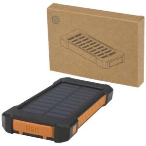 Batterie de secours solaire Altair robuste de 5 000 mAh et 10 W en plastique recyclé avec lampe de poche intégrée